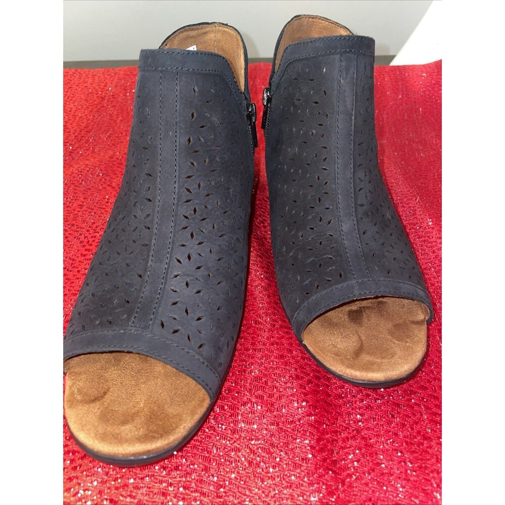 Cobb Hill Bootie Black Wedge Perforated Peep Toe Women's 9.5 M